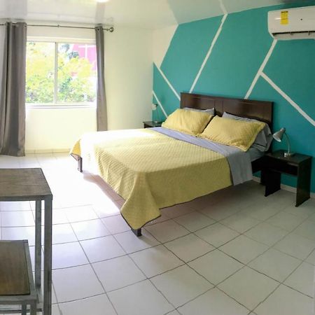 Dona Clara Vacation Apartments 오란제스타트 외부 사진